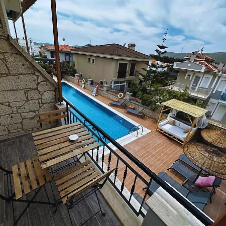 Hotel Fizzio Alacati
